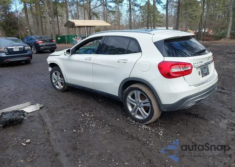 2016 Mercedes-Benz Gla 250 4Matic z USA, uszkodzony, nr VIN WDCTG4GB5GJ235466
